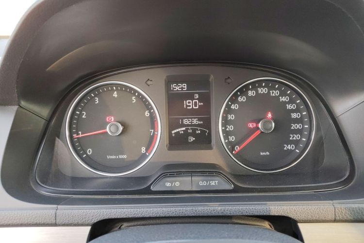 大众 朗逸 2013款 改款经典 1.6L 手动舒适版局部细节14