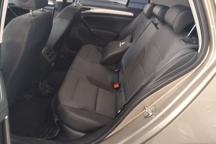 大众 高尔夫 2019款 280TSI DSG舒适型 国V中控内饰21