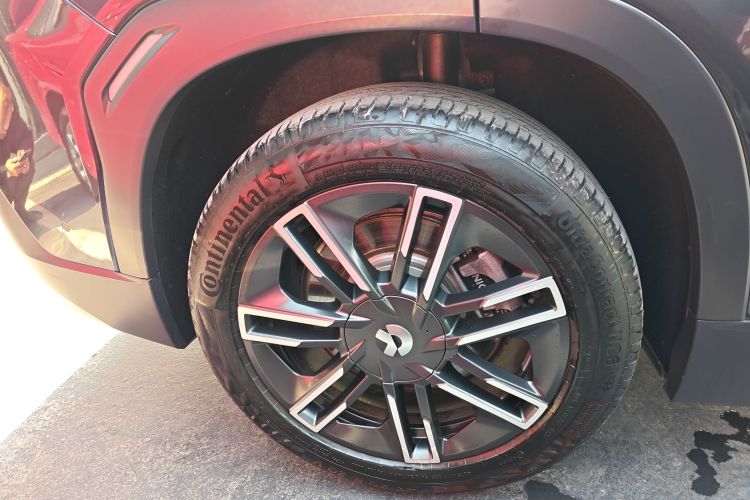 蔚来ES6 2022款 100kWh 性能版车身外观6008