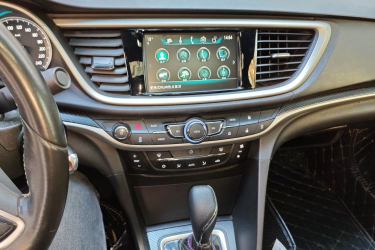 别克 英朗 2019款 18T 自动互联精英型 国VI中控内饰16