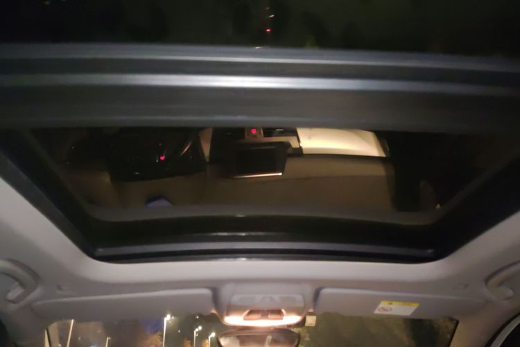 宝马2系旅行车 2016款 218i 领先型中控内饰22