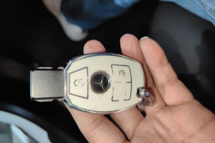 奔驰GLC 2019款 改款 GLC 260 L 4MATIC 豪华型中控内饰7001