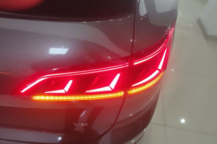 大众 途锐 2020款 3.0TSI 锐享版 国VI车身外观6006