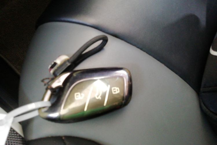 荣威 科莱威CLEVER 2022款 311km元气啵啵版中控内饰11