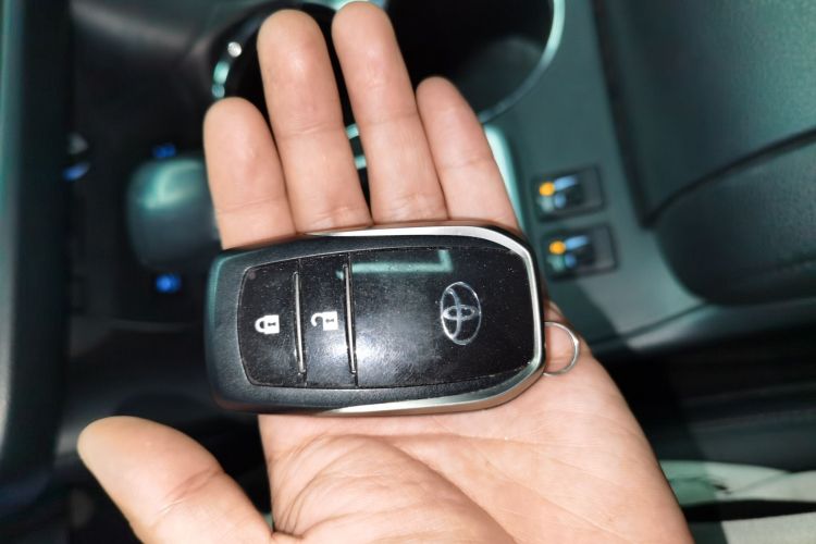 丰田 汉兰达 2018款 2.0T 四驱豪华版 7座 国V中控内饰11