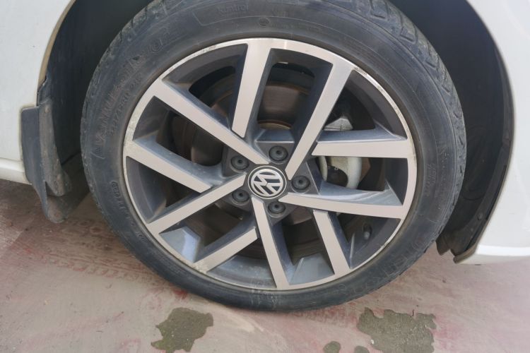 大众 高尔夫 2020款 200TSI DSG舒适进取版车身外观10