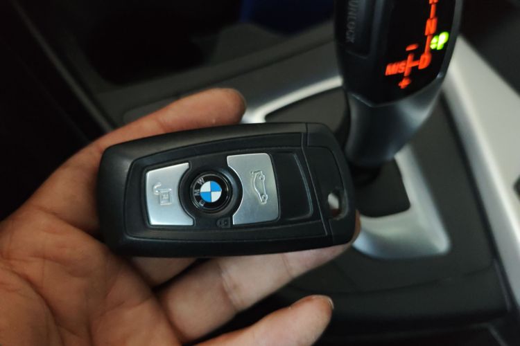 宝马1系(进口) 2013款 改款 118i 领先型中控内饰7001