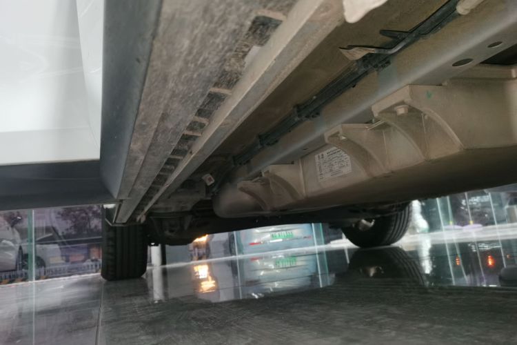 上汽大通MAXUS 大家5 2022款 1.3T PLUG IN 乐享版 七座局部细节9001