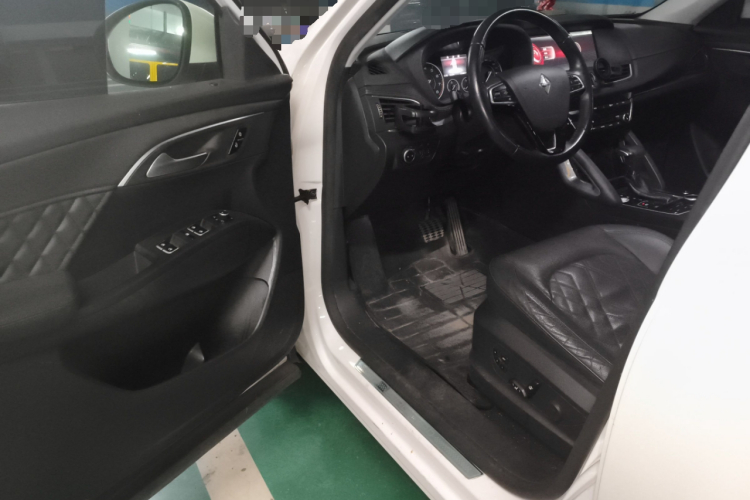 宝沃BX7 2016款 28T 四驱旗舰版 5座中控内饰20