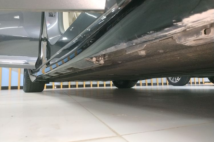 鸿蒙智行 智界R7 2024款 纯电 802km Max局部细节9001