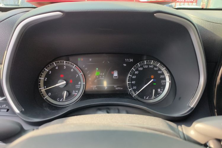 丰田 汉兰达 2022款 380T 四驱尊贵版 7座局部细节14