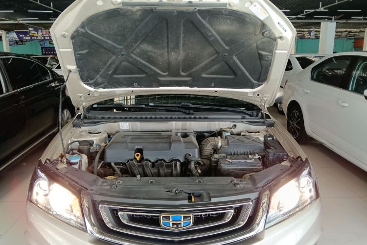 吉利汽车 帝豪 2017款 三厢百万款 1.5L CVT向上版机舱底盘24