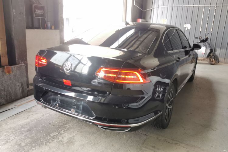 大众 迈腾 2017款 330TSI DSG 尊贵型车身外观6005