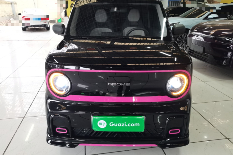 吉利银河 2025款 210km 熊猫卡丁车身外观2