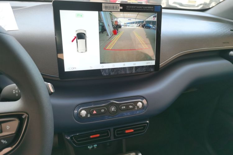 比亚迪 海鸥 2025款 智驾版 305km 活力版中控内饰16