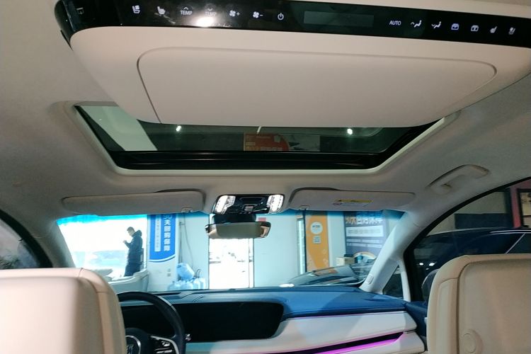 别克GL8新能源 2024款  陆尊 奢享版 7座局部细节22