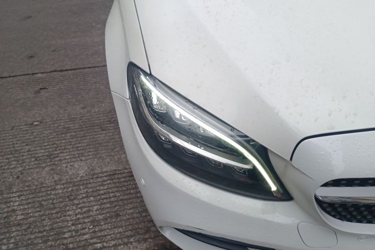 奔驰C级 2020款 改款 C 260 L 运动版车身外观8