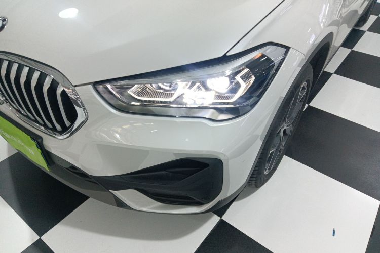 宝马X1 2022款 sDrive25Li 领先型车身外观36