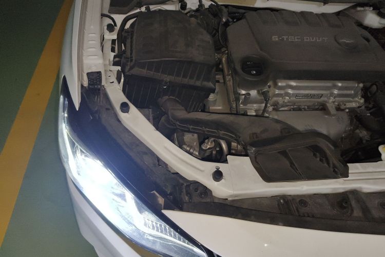 雪佛兰 科鲁泽 2022款 320 自动悦享天窗版局部细节9005