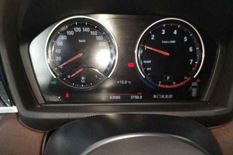 宝马X1 2020款 sDrive20Li 尊享型中控内饰14