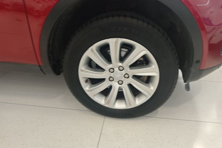 路虎 发现神行 2017款 2.0T SE车身外观10