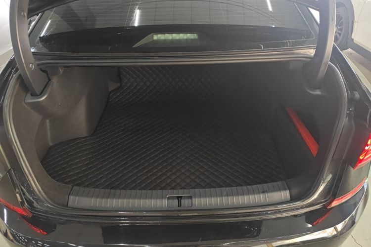 大众 帕萨特 2022款 330TSI 星空豪华版机舱底盘23