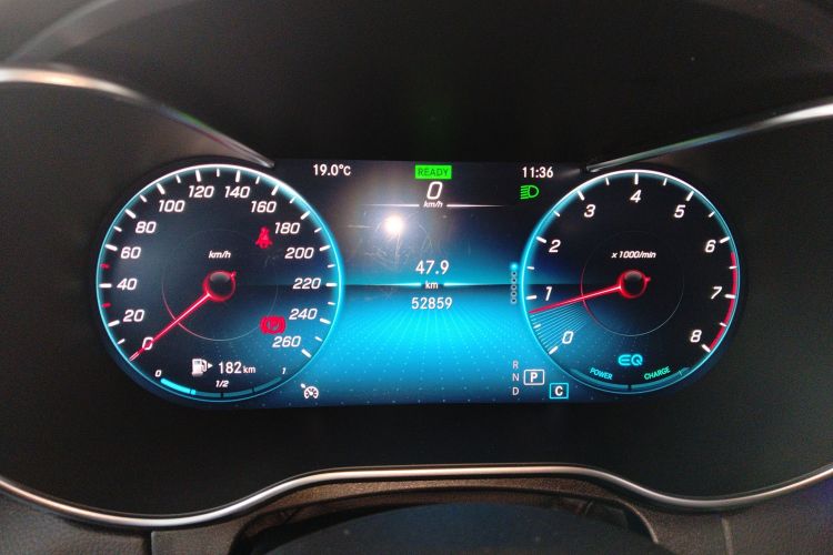 奔驰C级 2021款 C 260 L 运动版中控内饰14