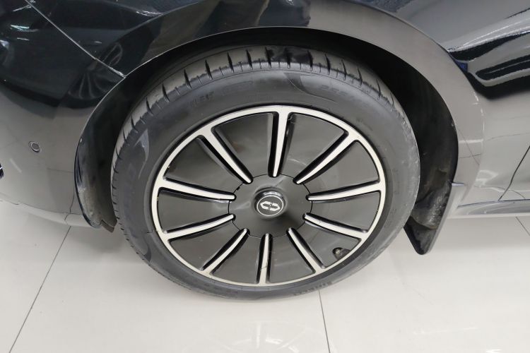 鸿蒙智行 问界M5 2022款 纯电四驱性能版车身外观6007