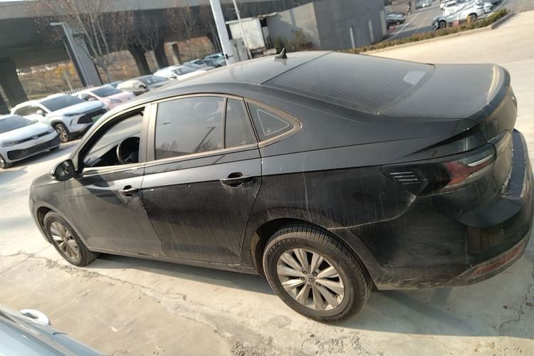 大众 朗逸 2023款 新锐 1.5L 自动新逸版车身外观4