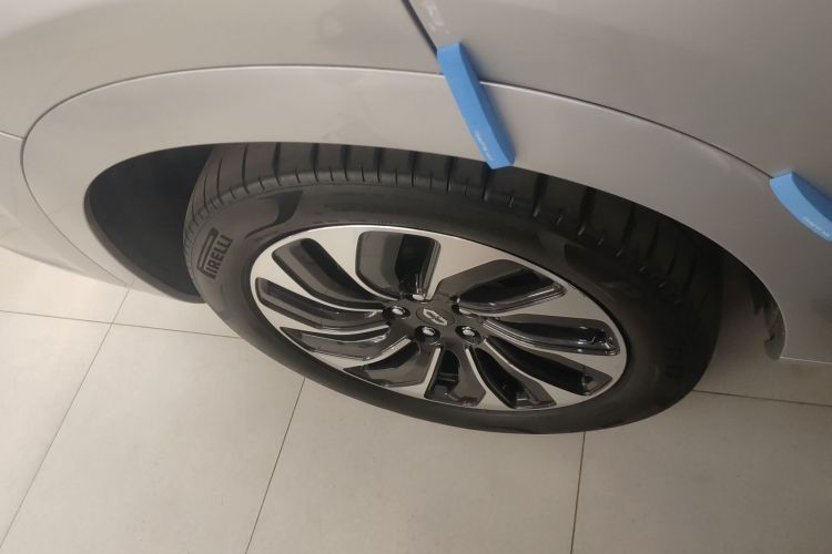 鸿蒙智行 问界M7 2024款 1.5T 智驾四驱Max版 6座车身外观6002