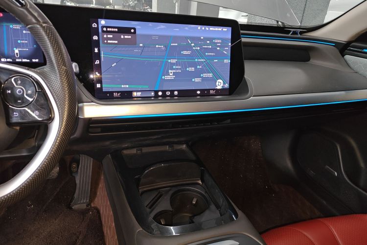 小鹏P7 2022款 480G+局部细节16