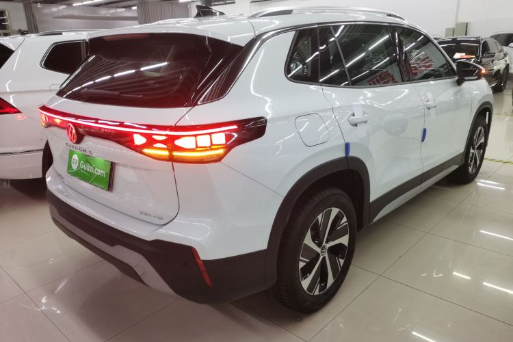 大众 2025款 探岳L 330TSI 两驱精英车身外观7