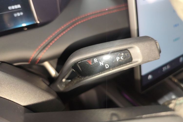 小米汽车 小米SU7 2024款 四驱超长续航高阶智驾Max版局部细节18