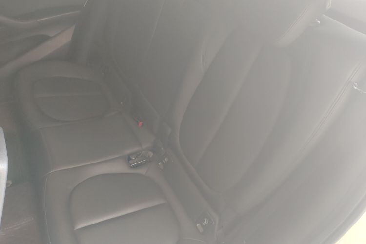 宝马X2(进口) 2019款 sDrive25i 领先型M越野套装 国VI中控内饰7004