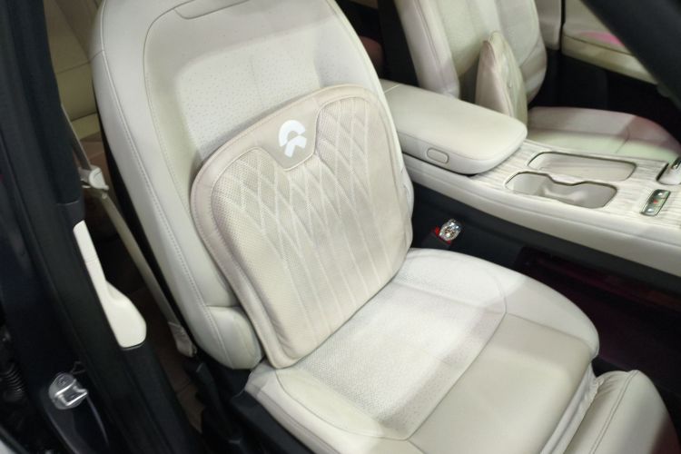 蔚来ES7 2022款 75kWh局部细节41