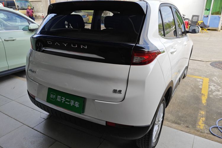 大运 悦虎 2022款 30.66kWh 两驱标准版车身外观7
