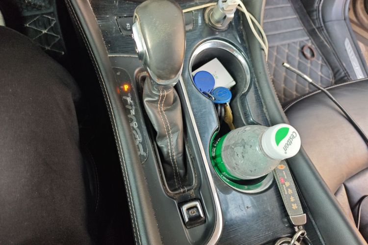 别克 昂科威 2015款 20T 两驱精英型中控内饰18