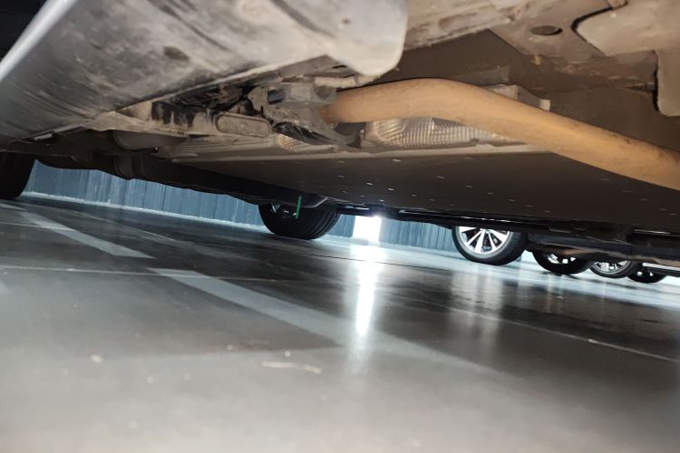 理想汽车 理想L9 2022款 Max局部细节9001