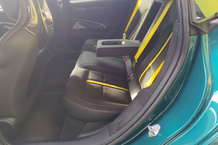 小米汽车 小米SU7 Ultra 2025款 Ultra中控内饰21