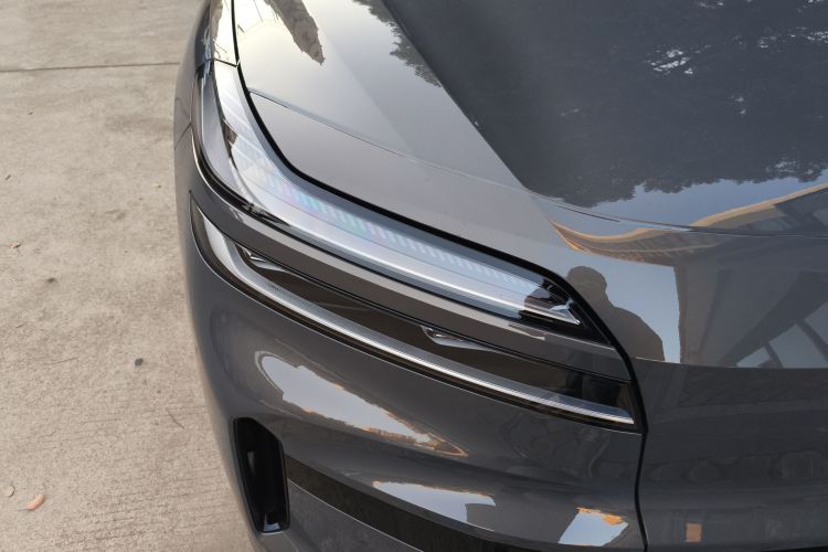 乐道L90 2025款 Max 六座版车身外观8