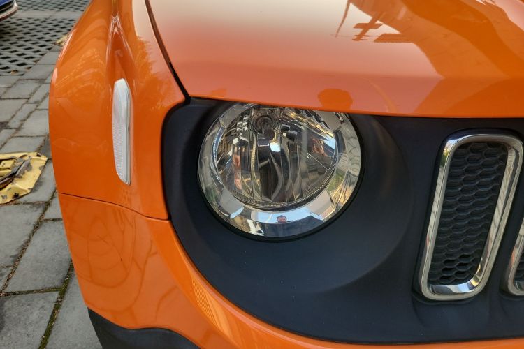 Jeep 自由侠 2016款 1.4T 自动劲能版+车身外观8