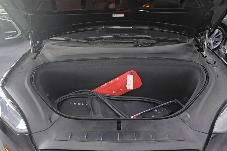 特斯拉 Model X 2019款 Performance 高性能版机舱底盘24