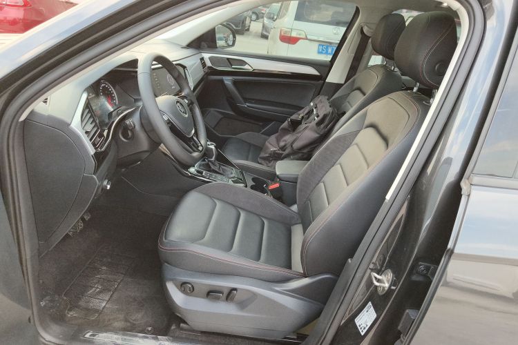 大众 探岳 2021款 330TSI 两驱豪华智联版中控内饰19