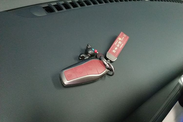 比亚迪 元PLUS 2023款 冠军版 430KM 超越型中控内饰7001