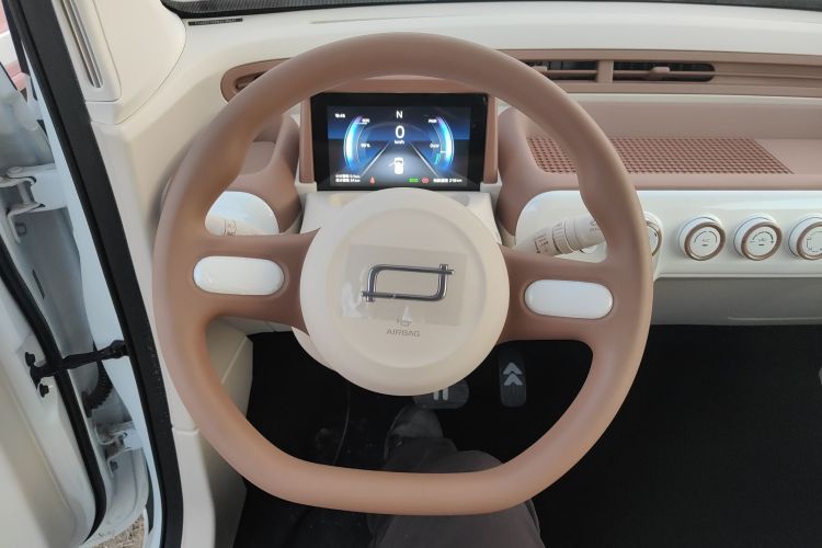 奔腾小马 2026款 222km 萌趣马 Plus局部细节13