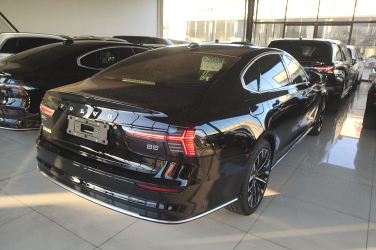 沃尔沃S90 2026款 B5 智远豪华版车身外观7