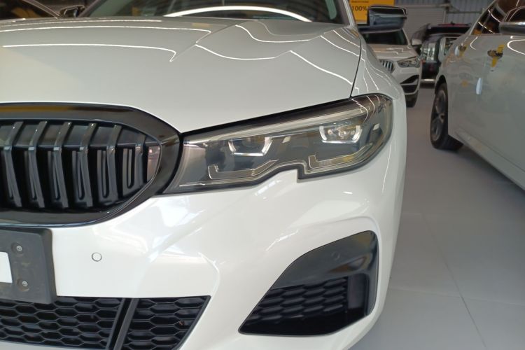 宝马3系 2020款 改款 325i M运动曜夜套装局部细节36