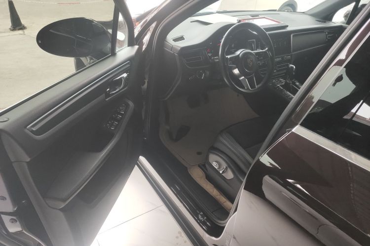 保时捷 2018款 Macan 2.0T中控内饰20