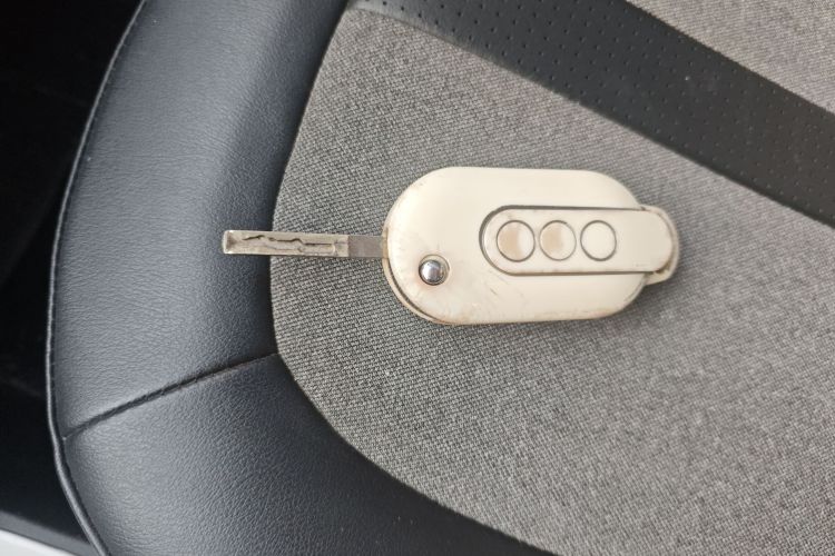 五菱汽车 宏光MINIEV 2022款 GAMEBOY 200km 玩咖款 磷酸铁锂中控内饰11