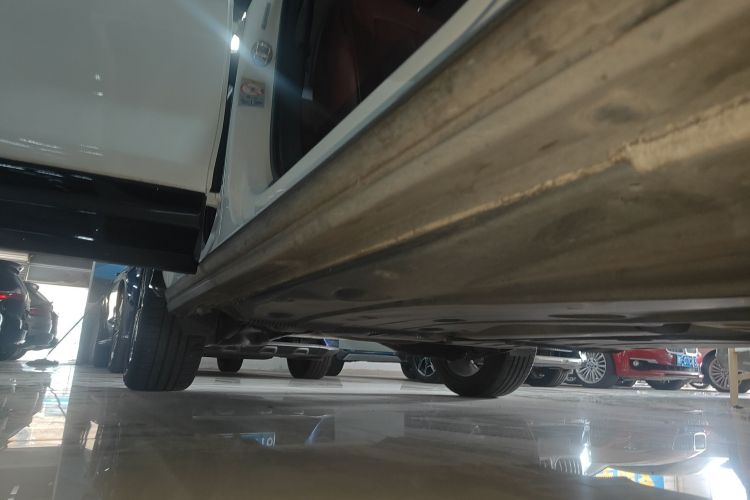 奥迪Q2L 2021款 35 TFSI 进取动感型局部细节9001